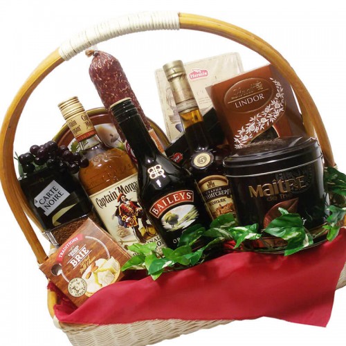 Продуктовая корзина "Богатое угощение"